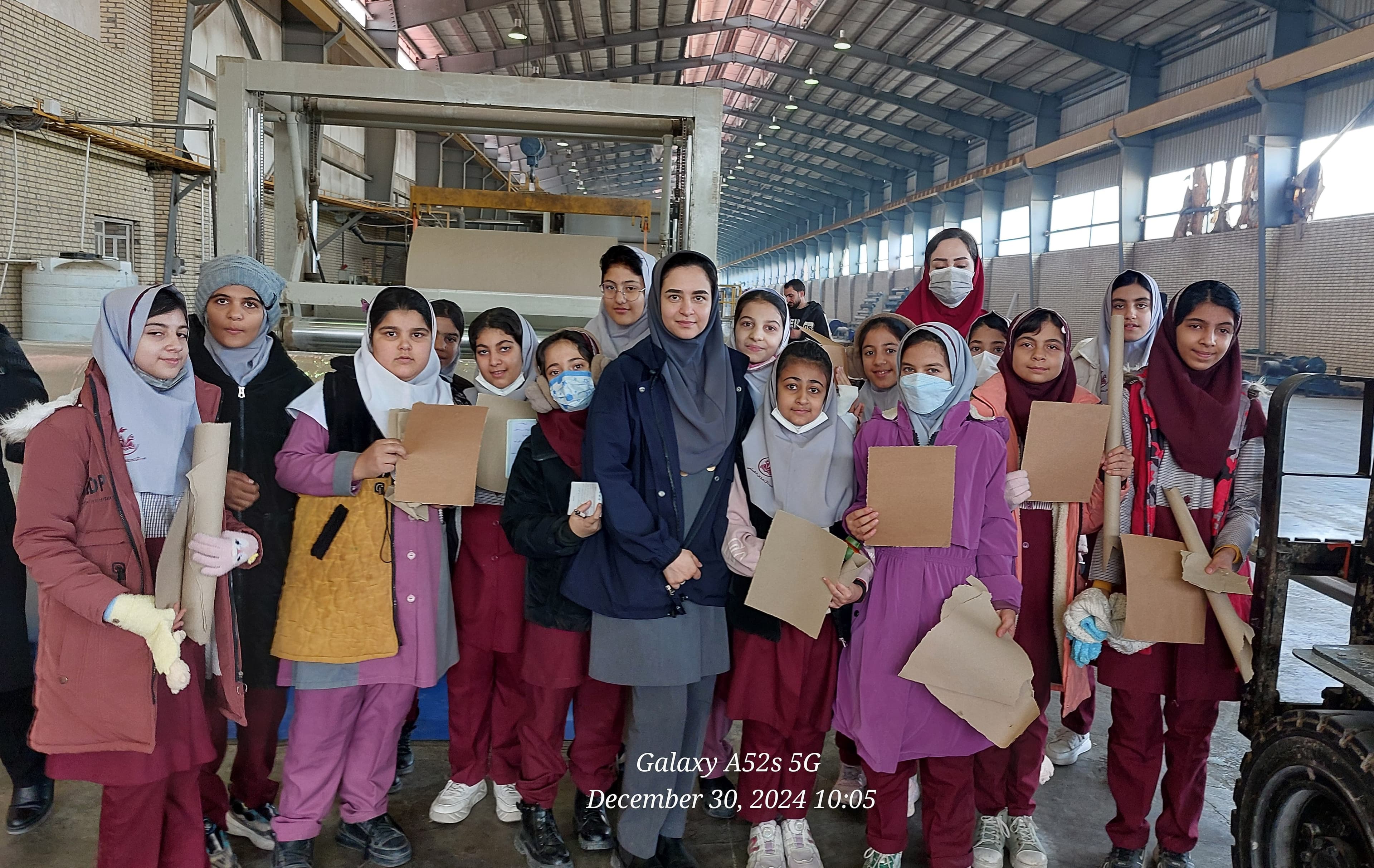 بازدید از کارخانه کاغذسازی ۱۴۰۳